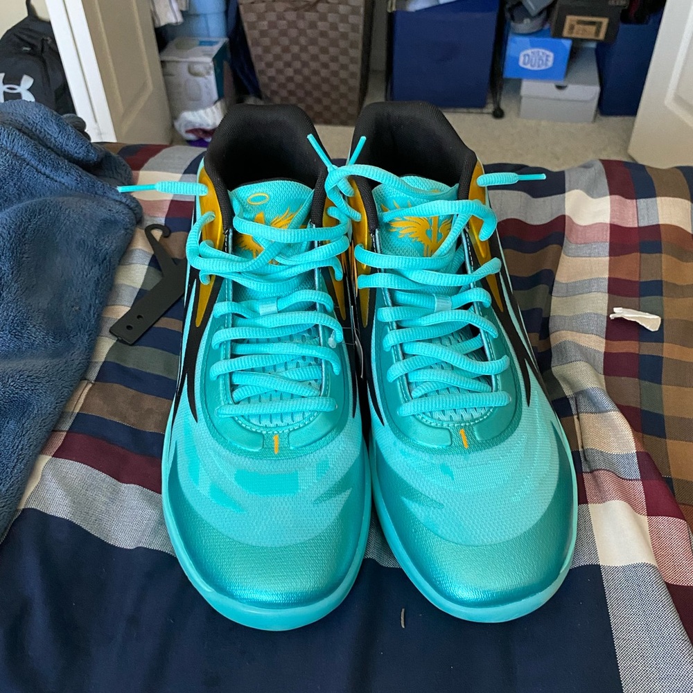 Puma LaMelo Ball MB.02 Honeycomb size 10 mens